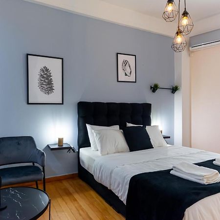 Apartamento Couple Getaway With Queen Bed Atenas Exterior foto