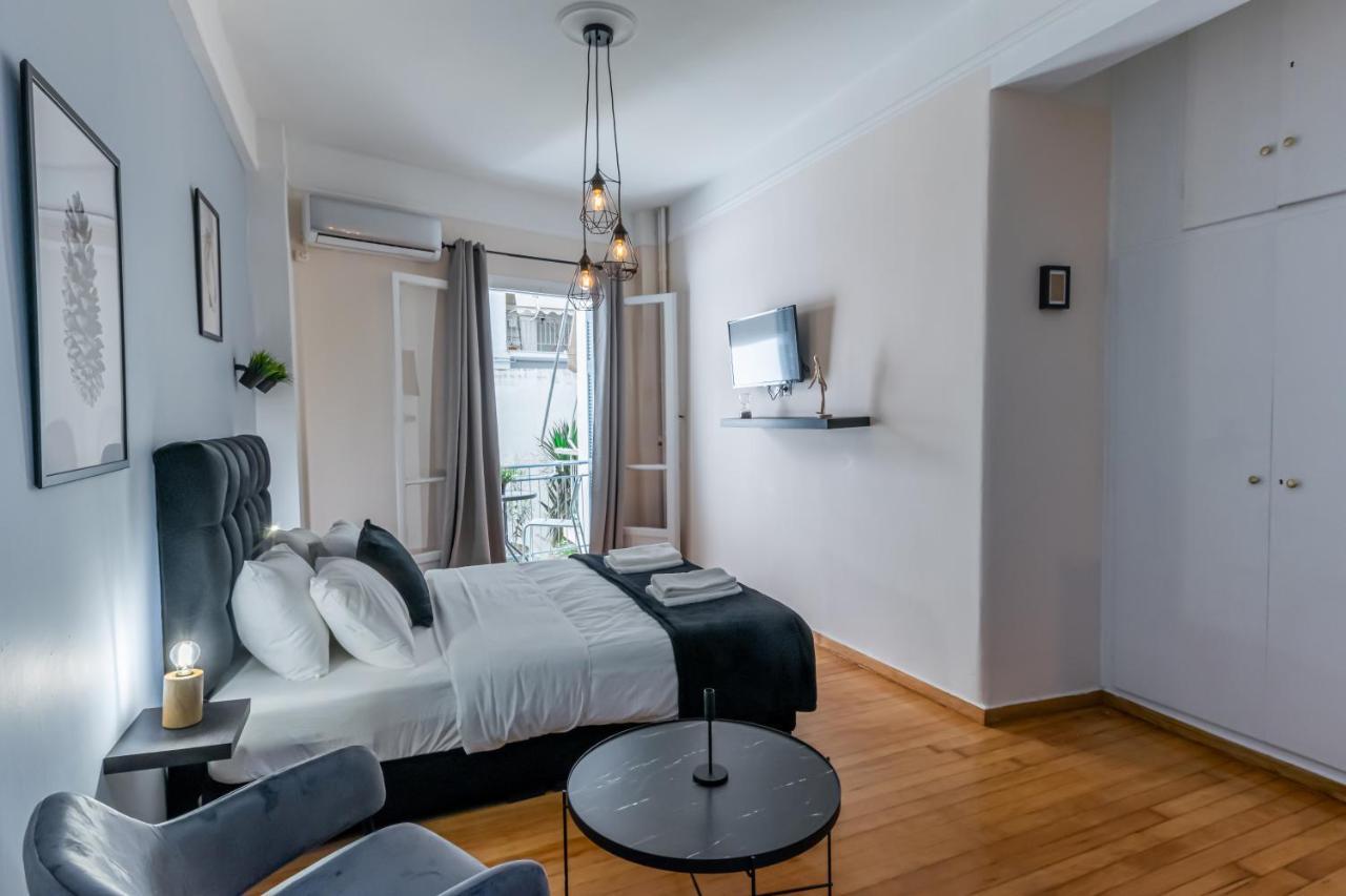 Apartamento Couple Getaway With Queen Bed Atenas Exterior foto