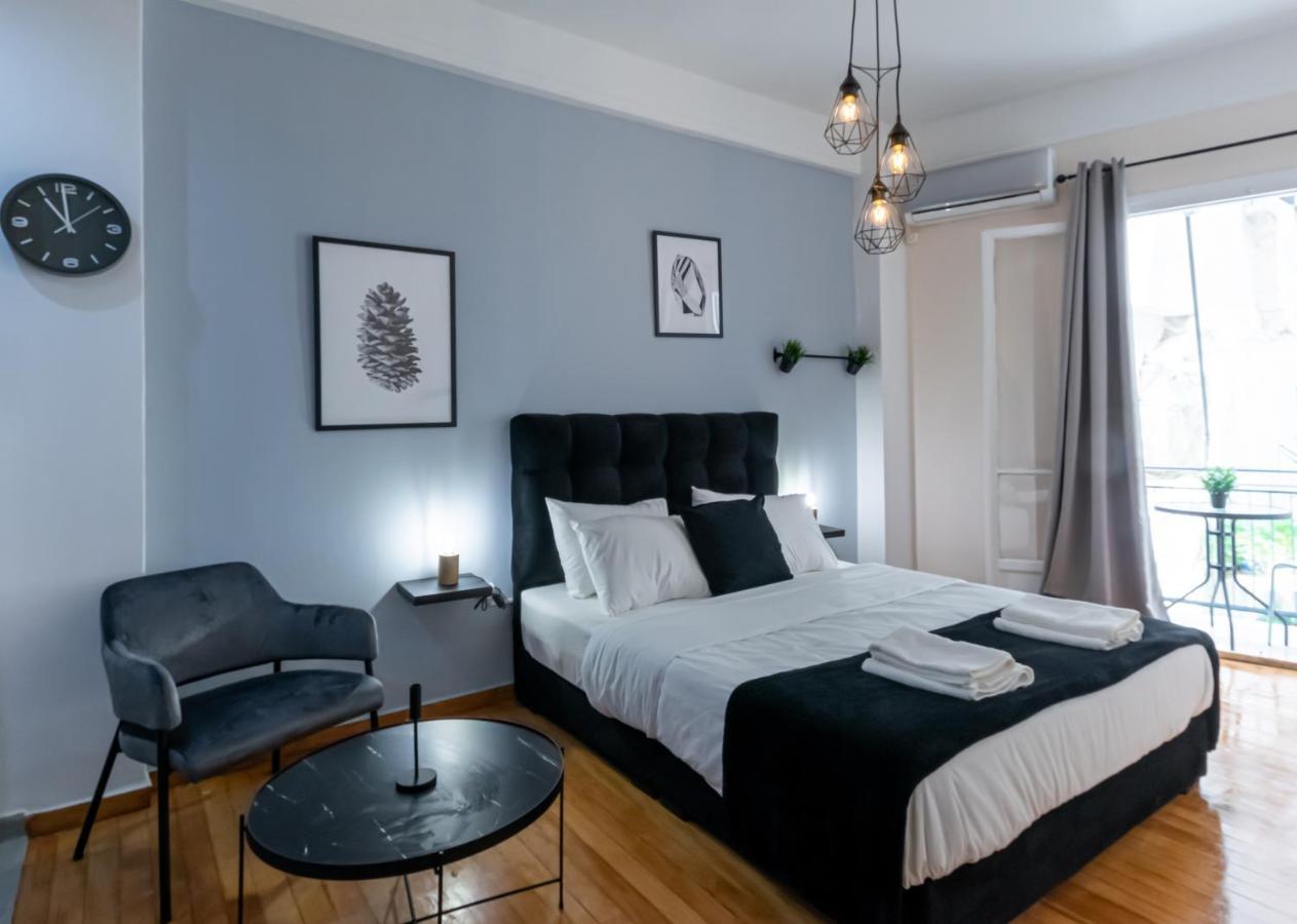 Apartamento Couple Getaway With Queen Bed Atenas Exterior foto