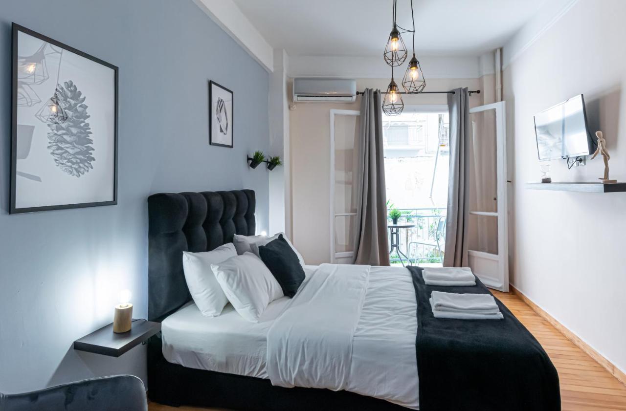 Apartamento Couple Getaway With Queen Bed Atenas Exterior foto